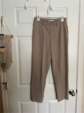 Haven & Blair London Women’s size Small Straight-Leg Dress Pants in Beige